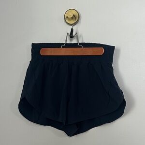Lululemon Athletica Track That 3in. lined shorts True Navy size 8